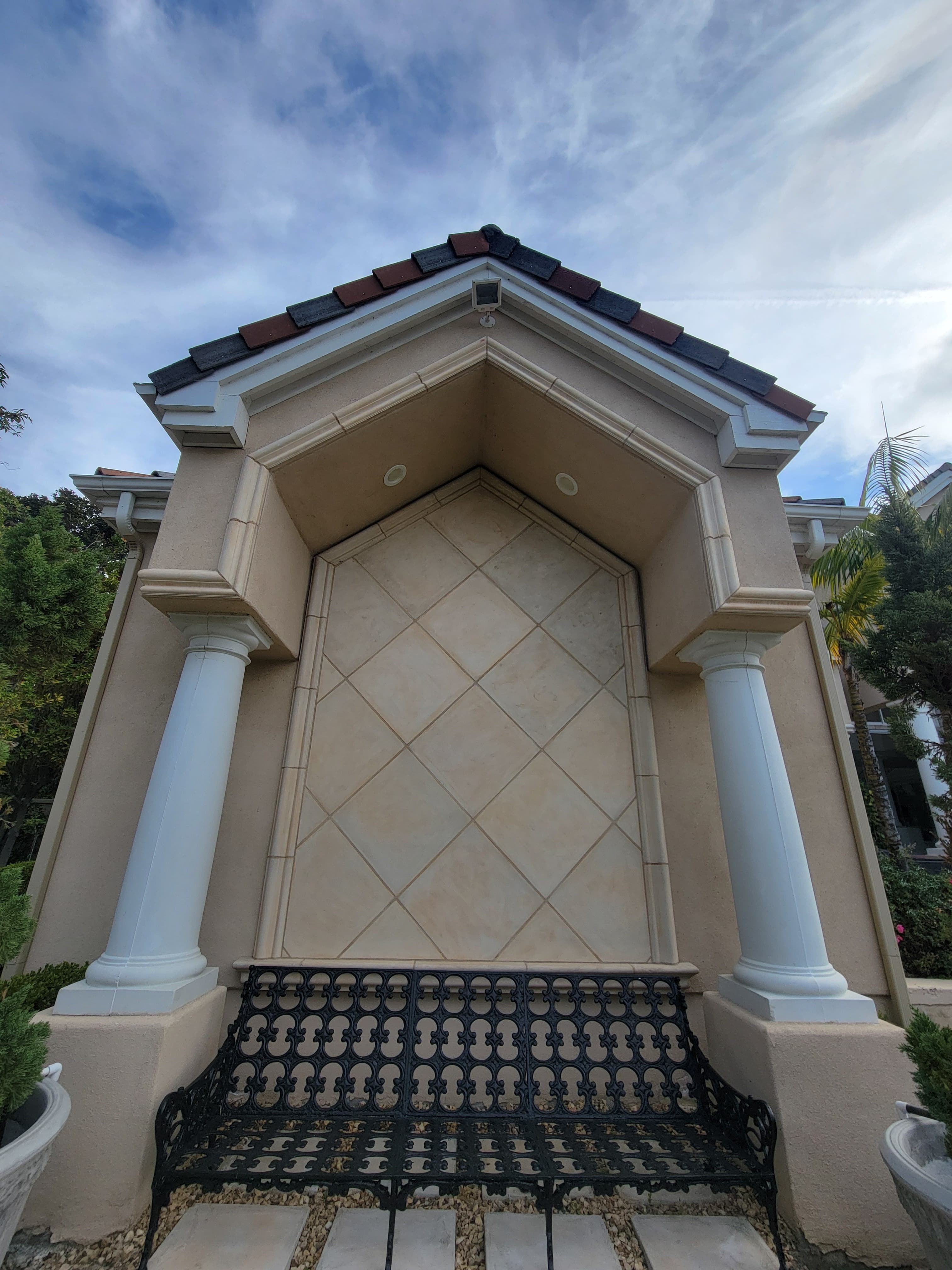 columns 4